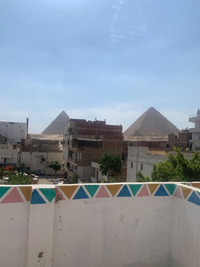 Pyramids Home Guest House Kafrat al Jabal Bagian luar foto