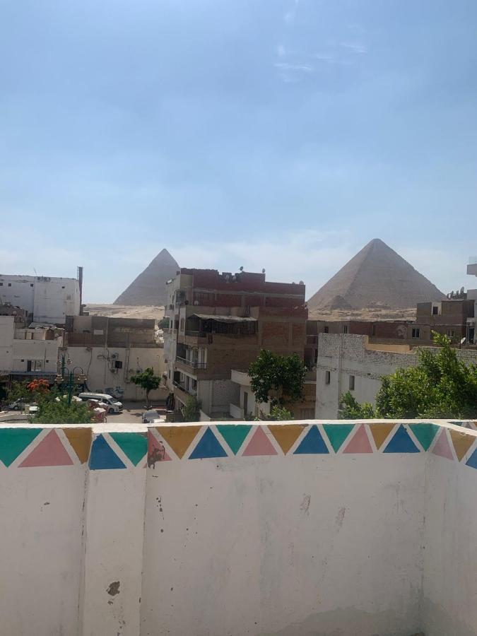 Pyramids Home Guest House Kafrat al Jabal Bagian luar foto